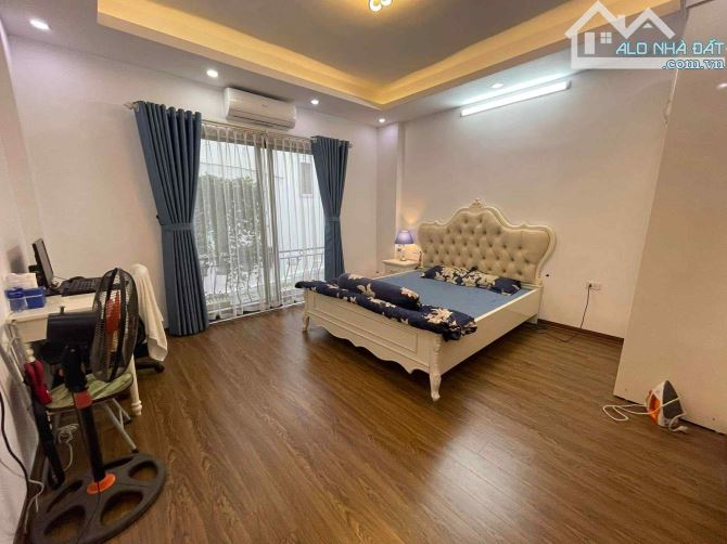 TÔI LÀ CHỦ NHÀ CẦN BÁN CĂN NHÀ tại XÃ ĐÀN 35 x 5 tầng 9,3 tỷ - 2
