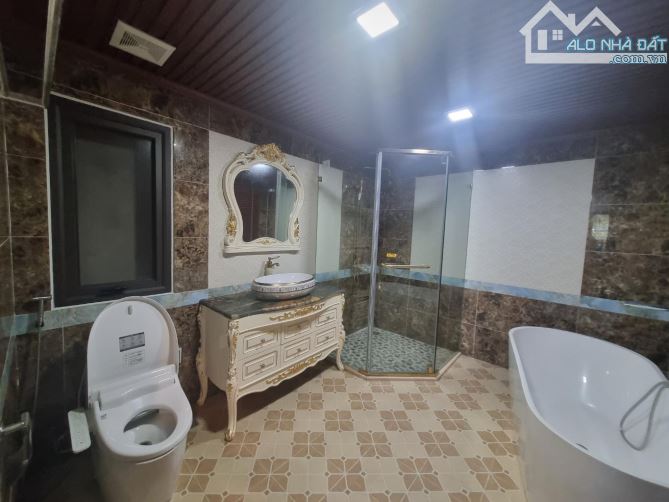 BÁN CĂN BIỆT THỰ VƯỜN ĐÀO 105M, 8 TẦNG THANG MÁY, SÁT LẠC LONG QUÂN, LOTTE TÂY HỒ, 52 tỷ - 2