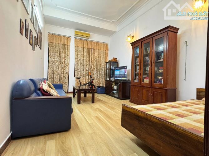 Phân lô Hoàng Văn Thái, ô tô đỗ cửa, 15m ra MP, thông tứ phía, DT 78m2, MT 7m, chào 19 tỷ - 2