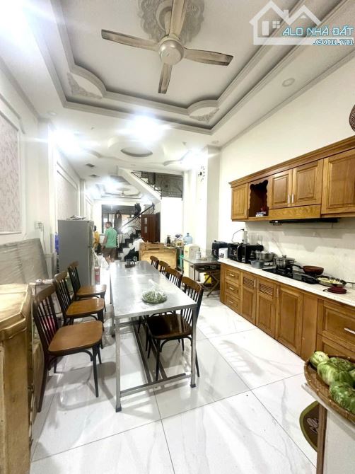 Bán nhà hẻm xe hơi kinh doanh 6m - Đường 48, HBC, Thủ Đức - 93m2 - 4 Tầng - 9,7 tỷ TL - 2