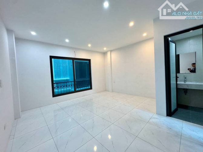 Bán nhà Đại Cát, Bắc Từ Liêm, 32m2 5 tầng, mặt tiền 4.7m, giá 5.15 tỷ - 2