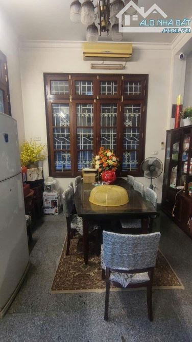 BÁN NHÀ PHỐ VÕNG THỊ, TÂY HỒ, NGÕ Ô TÔ TRÁNH, RẤT GẦN HỒ, DT 156M2 * MT 9.8M* GIÁ 36 TỶ - 22