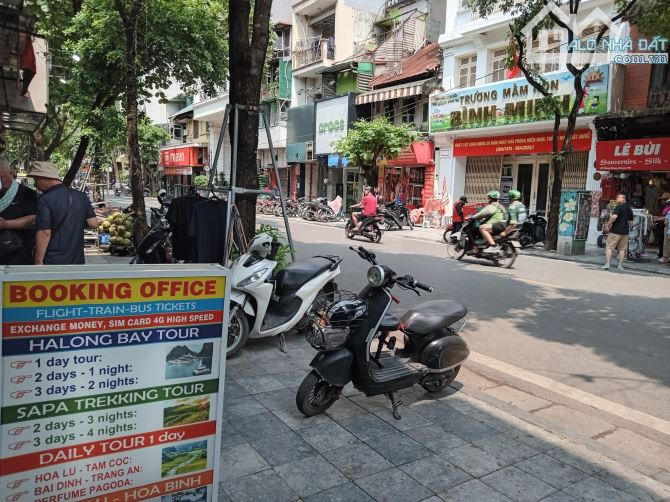 Bán Nhà mặt phố Hàng Bông 397m2 * 3 Tầng, MT 13.5m, Giá 190 tỷ - 2