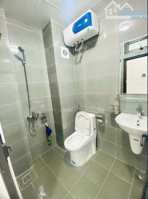 Đống Đa - CCMN 2 THOÁNG - ÔTÔ SÁT NHÀ - 90m2, dòng tiền 135 triệu/tháng - 25.8 tỷ - 3