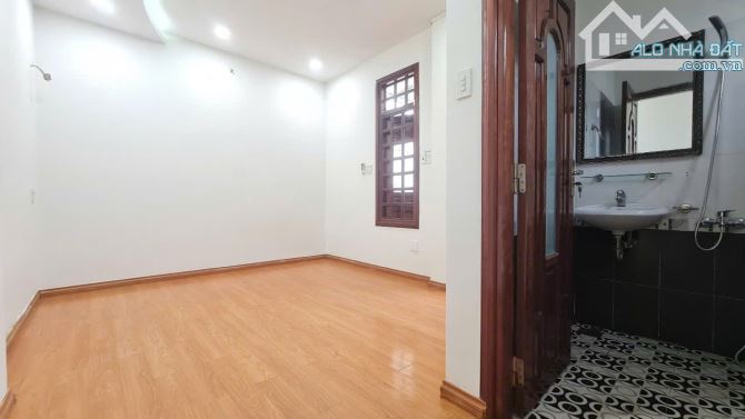 Bán Nhà đẹp 3 tầng mặt tiền số 05 đường Đồng Nai Tp Nha Trang - 3