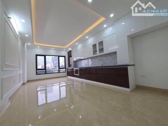 Bán nhà Trần Cung 7 tầng, thang máy ô tô ngay phố giá 10.5 tỷ - 3
