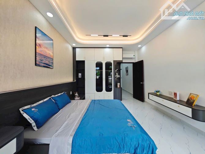 Nhà 3 tầng Full Nội Thất, đường xe hơi thông, Gần trường học Trung Trực - 3
