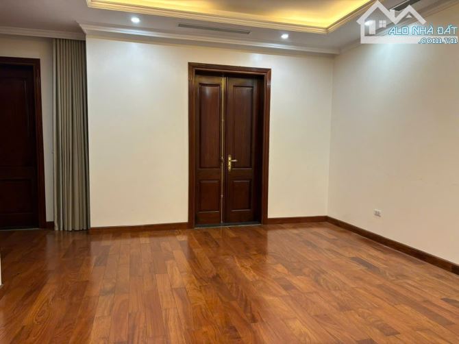 Cho thuê biệt thự khu đô thị Phú Lương Hà Đông, DT 200m x 3,5T, nhà đẹp ô tô đỗ cửa giá 25 - 3