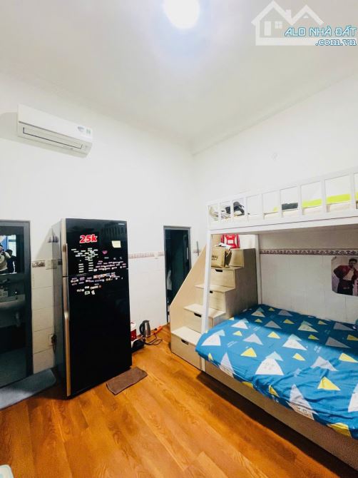 Bán nhà sát mặt tiền Nguyễn Trãi Quận 1 đúc 5tầng BTCT 7PN 56m2 thu nhập 70tr/th chỉ 15tỷ - 3