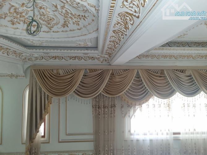 BÁN CĂN BIỆT THỰ VƯỜN ĐÀO 105M, 8 TẦNG THANG MÁY, SÁT LẠC LONG QUÂN, LOTTE TÂY HỒ, 52 tỷ - 3