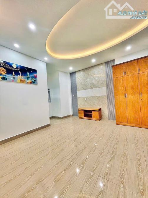 Bán nhà Gò Vấp, nhà 4 tầng, kế CV Làng Hoa - Nhỉnh 5 tỷ - 155 - 3