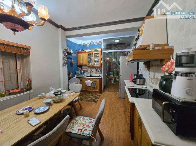 BÁN CĂN HỘ DUPLEX - HOÀNG QUỐC VIỆT- S= 140M2 - GIÁ 4.35 TỶ. - 3