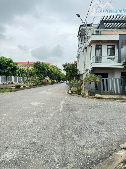 B.Á.N ĐẤT  ĐỒNG SẬY ĐAN PHƯỢNG  , PHÂN LÔ,  Ô TÔ TRÁNH , XÂY Ở LÝ TƯỞNG  50M2, 6 TỶ 7 - 3