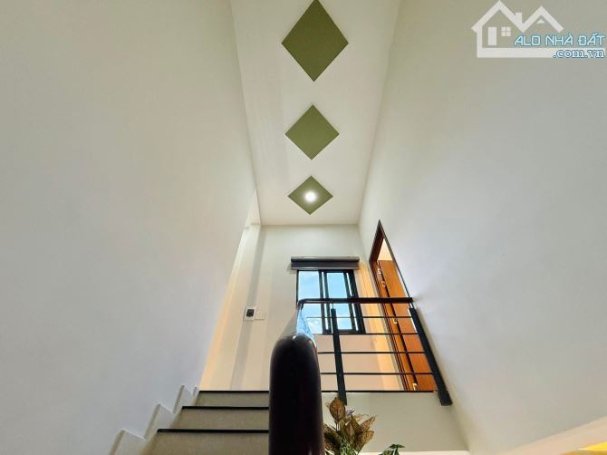 BÁN NHÀ 2 TẦNG MỚI PHẠM VĂN CHIÊU GẦN LÊ VĂN THỌ, 4m x 13m, GIÁ CHỈ 4 TỶ 8 + TL - 3