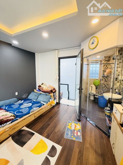 Bán nhà HXH Lý Thái Tổ Q.3, 4 tầng, MT rộng thênh thang, sổ vuông A4, nhỉnh 6 tỷ - 3