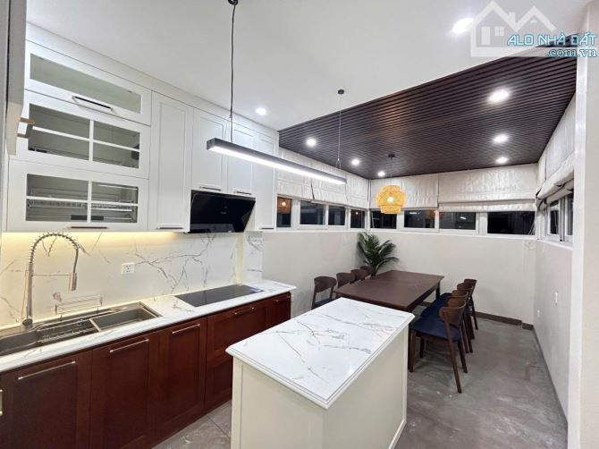 BÁN NHÀ PHÂN LÔ PHỐ ĐÔNG QUAN  GIẤY  25 TỶ 80M2 MT 5M 6 TẦNG VỈA HÈ Ô TÔ TRÁNH KINH DOANH - 3