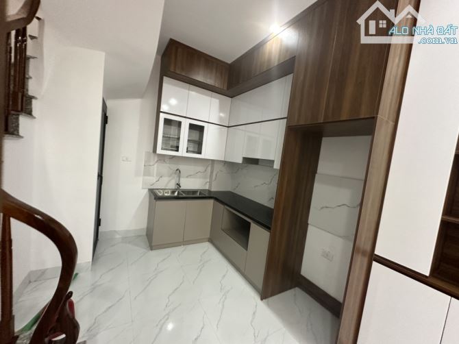 Bán nhà Lai Xá- Di Trạch, Ô tô, nhà đẹp lung linh, 38m2. Giá 5.9 tỷ - 3