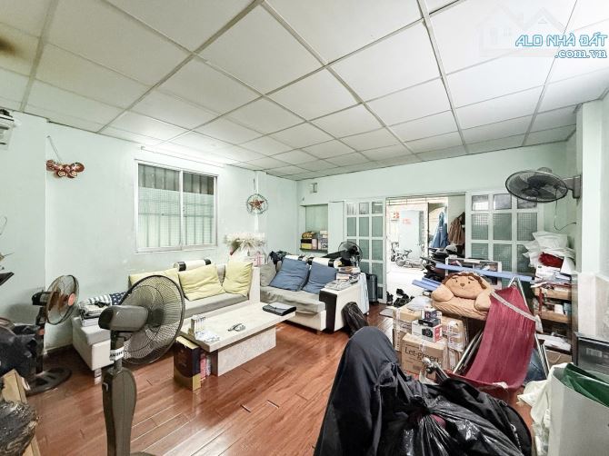 Trung tâm Q10 gần Hà Đô. 60m2. Ngang 4.5m. 2 tầng hơi cũ. Giá chỉ hơn 7 tỷ - 3