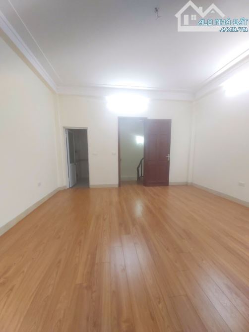 BÁN NHÀ HÀ TRÌ_HÀ ĐÔNG NHÀ ĐẸP, NGÕ ĐẸP 5 TẦNG_31M2_MT 5M_ 7,2 TỶ - 3