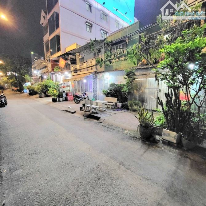 MT HẺM XE TẢI TRẦN XUÂN SOẠN– ĐANG CÓ 10 CĂN HỘ CHO THUÊ FULL PHÒNG – 17.5 TỶ - 3