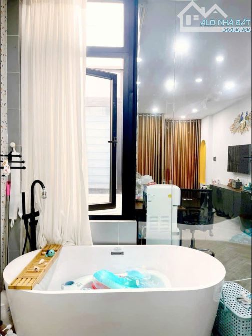 Bán nhà 3 tầng hiện đại TT Tân Phú- Hẻm xe tải thông - (5x12)x 3 tầng - nhỉnh 7 tỷ - 3