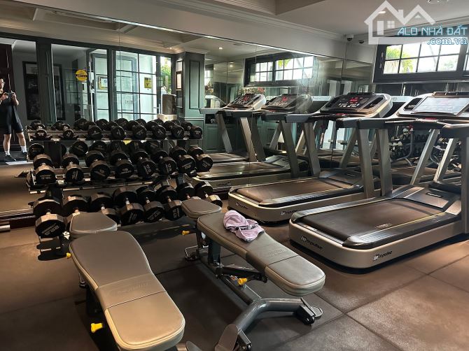 Bán khách sạn mặt phố Hàng Bông DT 245m2, MT 8.4m, Giá 216 tỷ - 4