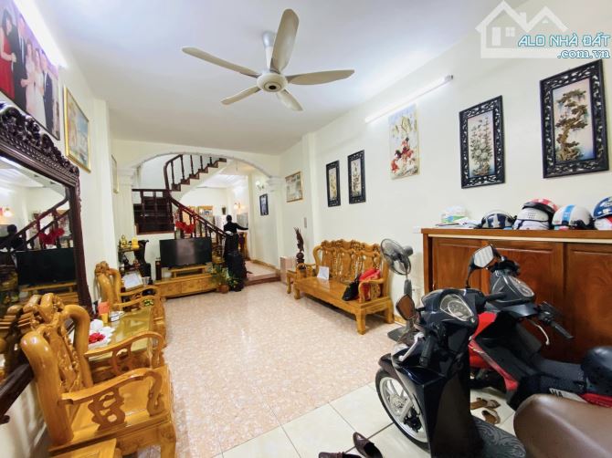 Ngõ Ba Gác, Chủ Tự Xây Phố Kim Mã, Ba Đình,DT 42m2*4T, Ba Gác Đua, Giá 7.6 Tỷ - 4