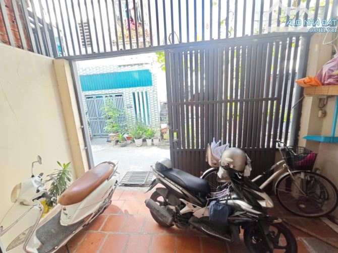 Bán Gấp Bình Chiểu – Nhà Đẹp Hẻm 6m – 2 Tầng -52m² – Giá Chỉ 3.69 Tỷ – Sổ Riêng – Gần Chợ - 4
