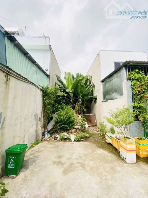 Bán Đất thổ cư đường THẠNH XUÂN 51, phường THẠNH XUÂN, Q12,dt 75,6m²(4mx19m)giá 2,78 tỷ - 4