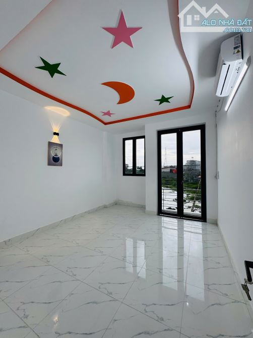 Căn góc nhà 1 trệt 1 lầu giá 3,75 tỷ thương lượng - 4