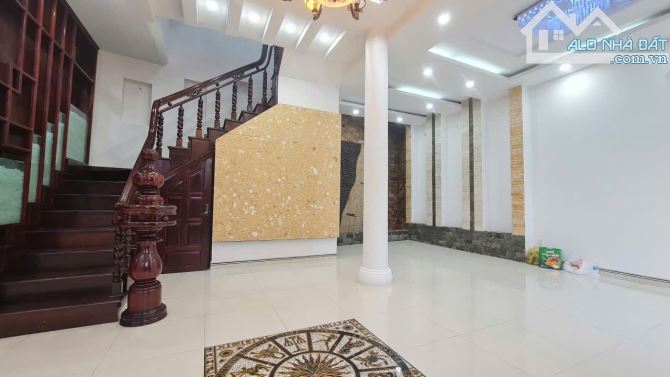 Bán Nhà đẹp 3 tầng mặt tiền số 05 đường Đồng Nai Tp Nha Trang - 4