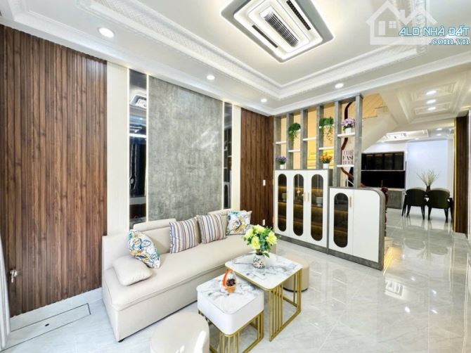 Bán nhà BTCT 1 trệt 2 lầu Huỳnh Tấn Phát Q7, 4PN, 45m², chỉ 5.5 tỷ - 4