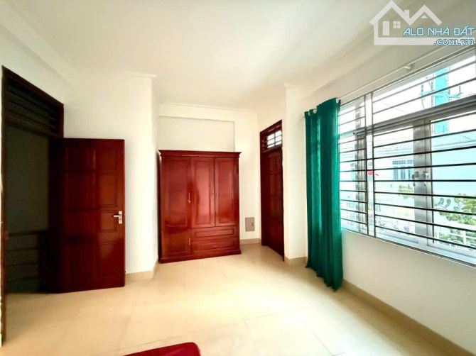 Bán Nhà Mới 50m2 - 5T- LK Văn La- KĐT Văn Phú- Đường 2 ô tô tránh- sổ vuông- Nhỉnh 13 tỷ - 4