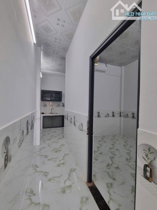 Bán nhà góc 2 mặt tiền hẻm Hoàng Quốc Việt, gần bánh Xèo Bảy Tới - 4