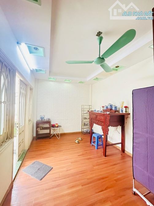 LÔ GÓC – GẦN PHỐ – Ô TÔ ĐỖ CỬA – NHÀ 2 MẶT THOÁNG – THÁI THỊNH TRUNG TÂM – GIÁ CHỈ 13.2 TỶ - 4