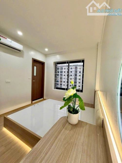 Bán căn hộ chung cư Nơ 9A bán đảo Linh Đàm 56m2, 2 ngủ, 3.x tỷ - 4