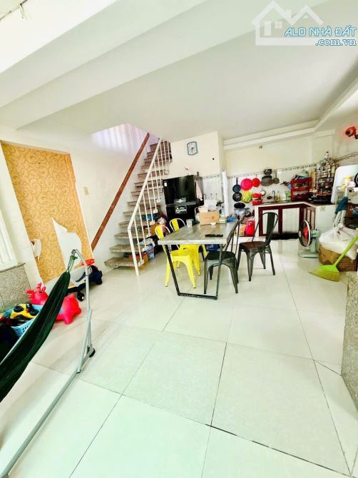 🌹BÁN NHÀ 4 TẦNG VỊ TRÍ ĐẸP ĐƯỜNG DƯƠNG BÁ TRẠC QUẬN 8 ➖ SỔ HỒNG RIÊNG VAY BANK OK🌹  ♻️Di - 4
