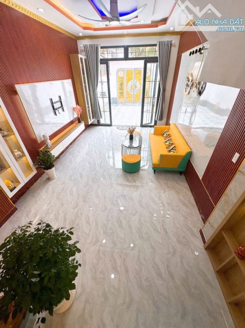 Nhà 1 Lầu 4 x 27m, Full Nội Thất Sổ Hoàn Công. Ngay Bx Buýt Hưng Long - 4