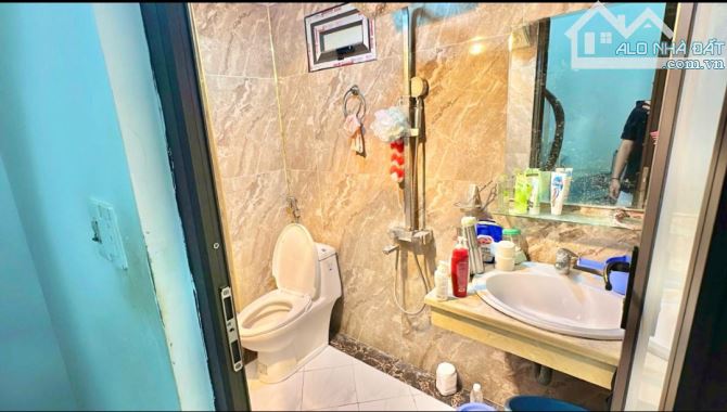 NHÀ RIÊNG CẦN BÁN PHỐ HỒNG MAI 44M2 X 6 TẦNG CÁCH MẶT PHỐ 20M GIÁ CHỈ 7,5 TỶ - 4