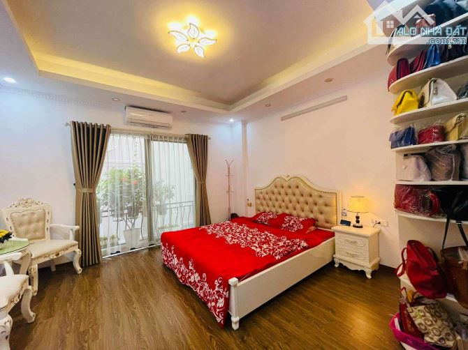 TÔI LÀ CHỦ NHÀ CẦN BÁN CĂN NHÀ tại XÃ ĐÀN 35 x 5 tầng 9,3 tỷ - 4