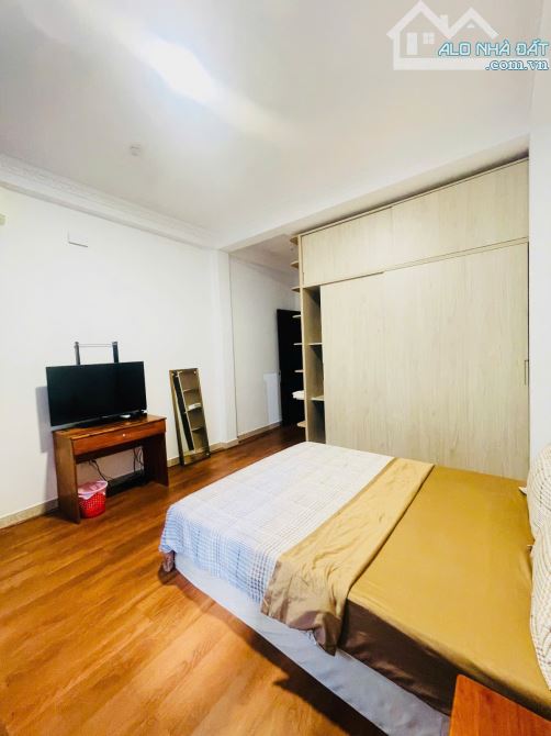 Bán nhà sát mặt tiền Nguyễn Trãi Quận 1 đúc 5tầng BTCT 7PN 56m2 thu nhập 70tr/th chỉ 15tỷ - 4