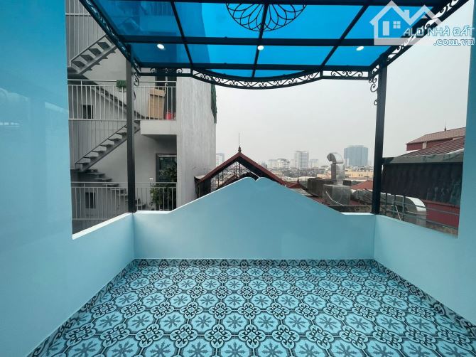 NHỈNH 17 TỶ NHÀ PHÂN LÔ , THANG MÁY, Ô TÔ, TRẦN QUỐC HOÀN, CẦU GIẤY, DT41M,  5 TẦNG MT4M. - 4