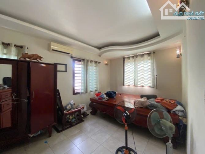 BIỆT THỰ LÔ GÓC 2 MẶT TIỀN – DT 243M² (NGANG 9.5M) – FULL GỖ GÕ ĐỎ – TNP A - 4