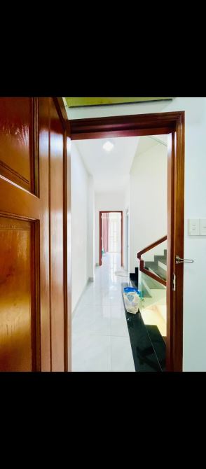 Bán nhà hẻm rộng Nguyễn Biểu,P.1,Q.5,dt: 4 x 13 nhà xây 2 lầu 8 Tỷ 7. - 4