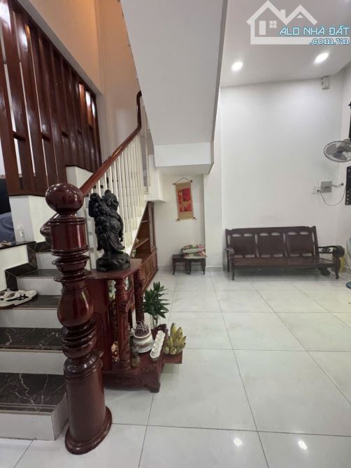 Quận 6, Sau mặt tiền Bà Hom, Nhà đẹp 5 tầng, Ngang 4m5, - 4