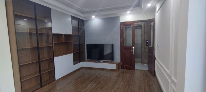 NGUYỄN VĂN HUYÊN 17TỶ 50M 7T MT 5M PHÂN LÔ ÔTÔ VÀO NHÀ THANG MÁY KINH DOANH VIP CẦU GIẤY - 4