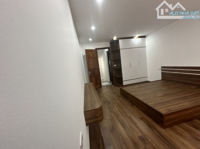 Bán nhà Lai Xá- Di Trạch, Ô tô, nhà đẹp lung linh, 38m2. Giá 5.9 tỷ - 4