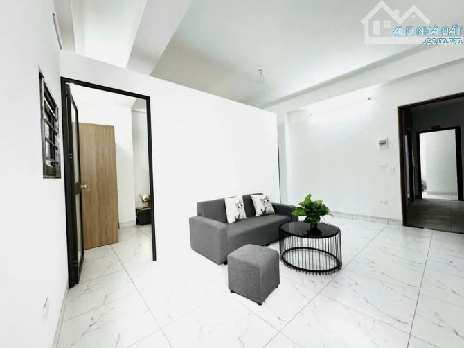Cho Thuê CCMN 230 Mễ Trì Thượng Nam Từ Liêm 35m2 1N1K Cửa Sổ Ban Công Thang Máy 6P - 4