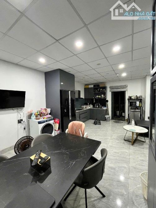 BÁN NHÀ 3 TẦNG-MẶT TIỀN KD 100 TRIỆU/M2 LÂM VĂN BỀN QUẬN 7- XE HƠI THÔNG - 4