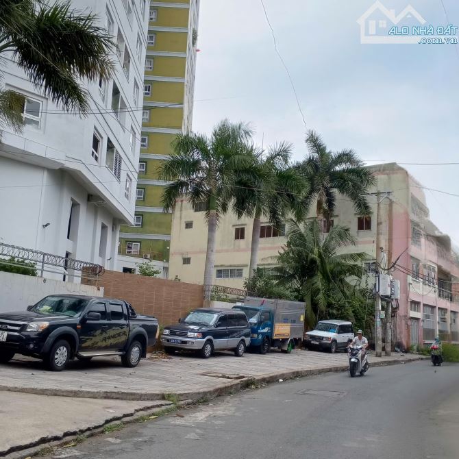 Bán nhà 3 tầng hiện đại TT Tân Phú- Hẻm xe tải thông - (5x12)x 3 tầng - nhỉnh 7 tỷ - 4